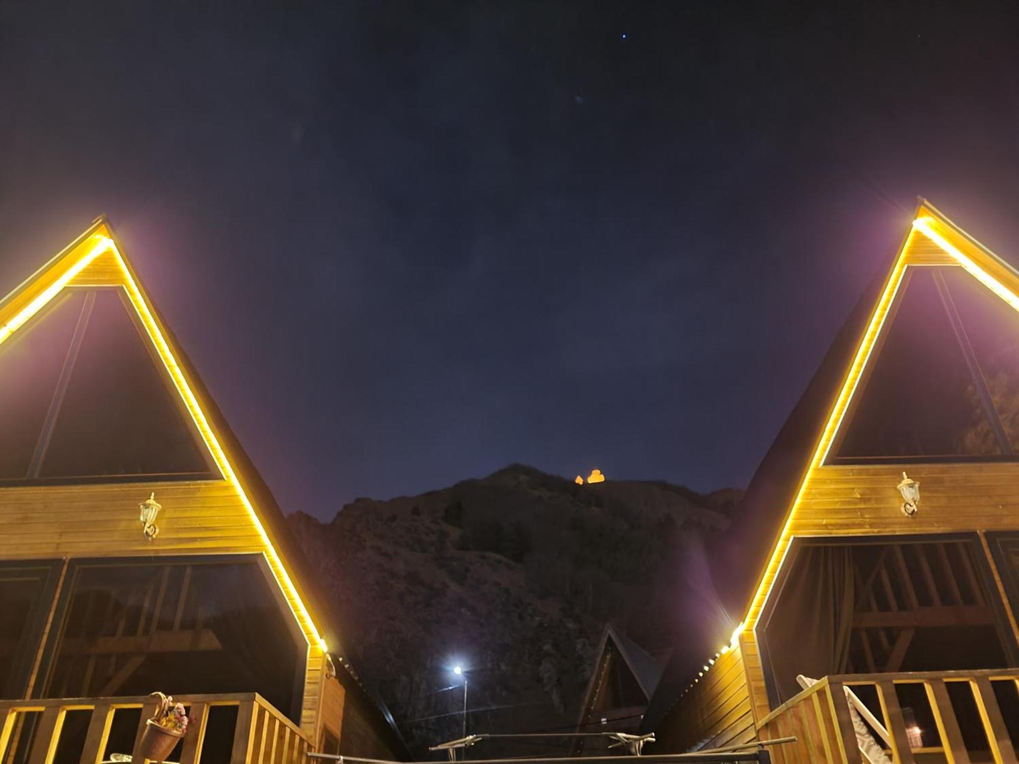 Pine Chalet Kazbegi Zewnętrze zdjęcie