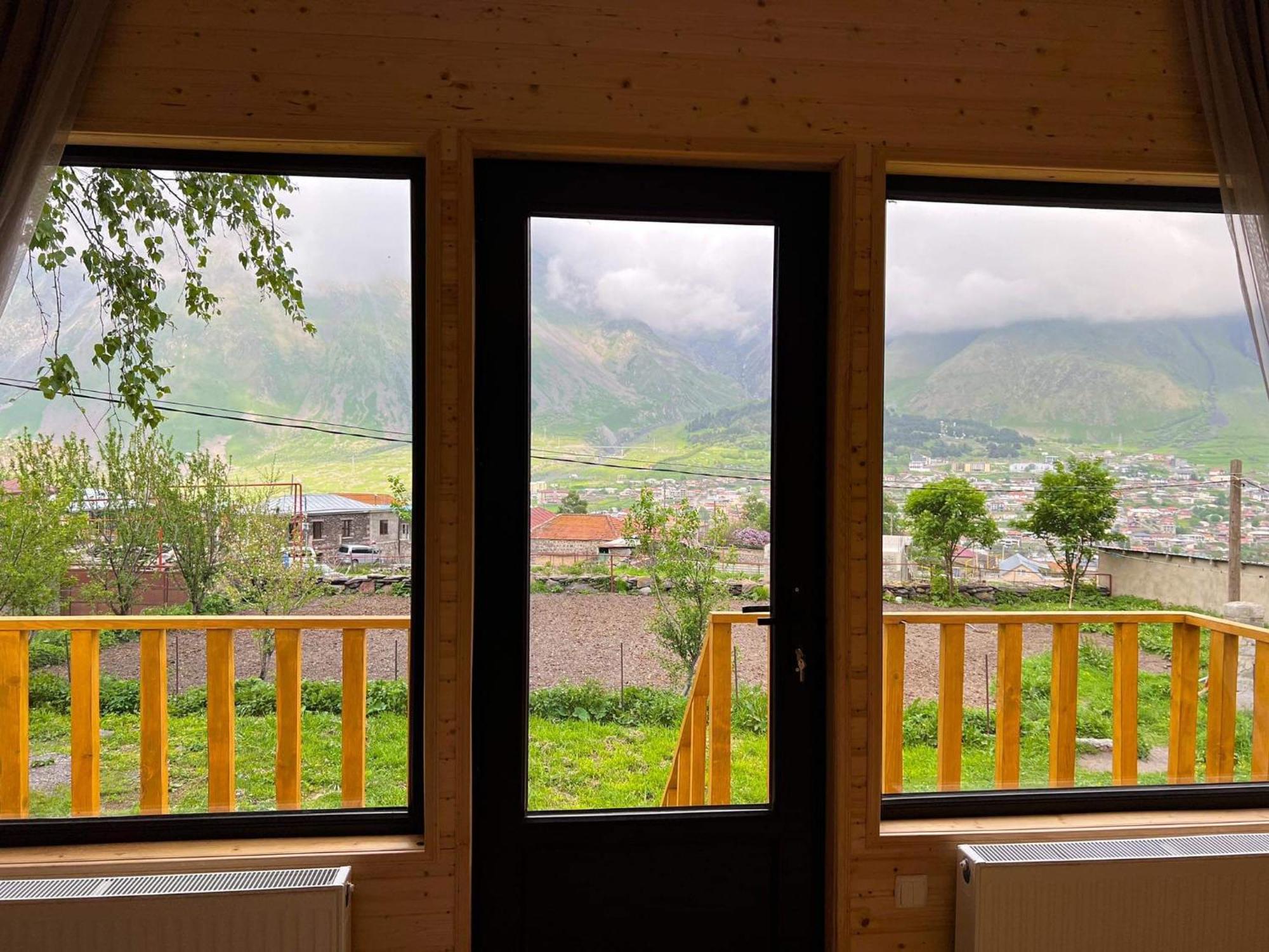 Pine Chalet Kazbegi Pokój zdjęcie